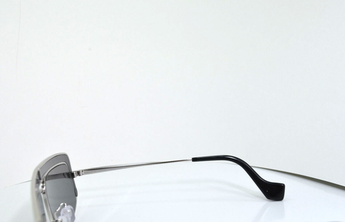 NEW AUTHENTIC LOEWE LW40022U 18A SUNGLASSES - Picture 3 of 6