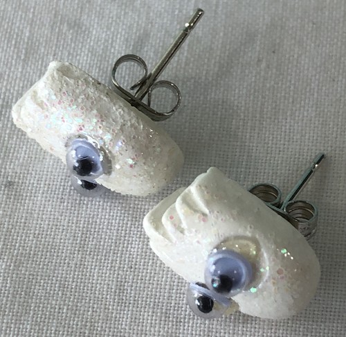 Gamer Post Earrings Ice Glitter White Pac-Man Ghost Googly Eyes .5" Holiday - Picture 4 of 6