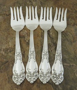 Reed-amp-Barton-Tiger-Lily-Festivity-Set-4-Salad-Forks-Silverplate-Flatware-Lot-C