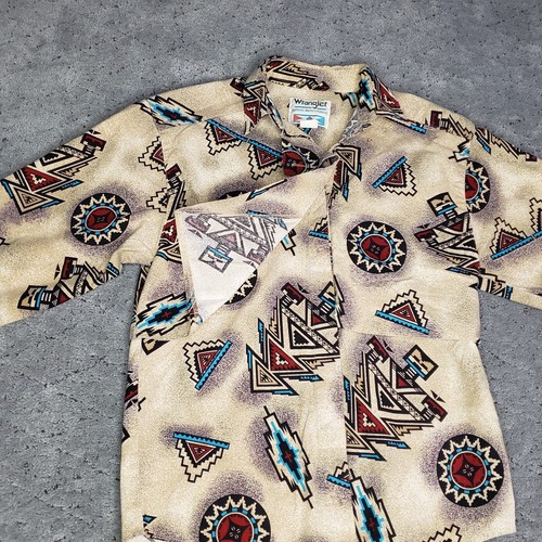 VTG Wrangler Shirt Womens M Long Sleeve Brown Aztec Print Cowgirl Western Flaps - Picture 4 of 11