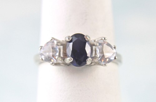 Laborgefertigter Ring blauer Saphir oval 7 x 5 mm mit weißen Saphir Akzenten Sterling # 7 - Bild 3 von 3