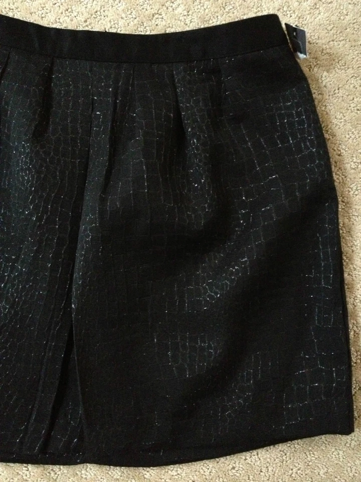Falda plisada negra totalmente forrada Mossimo para mujer nueva con etiquetas talla mediana Foto 2 de 3