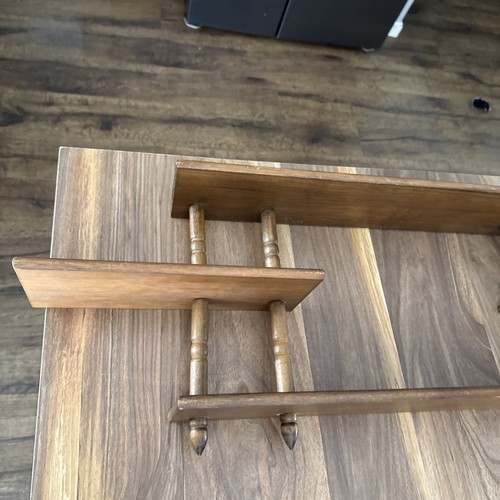 Scaffale espositore vintage MCM legno montaggio a parete mensola pieghevole mandrino 34x13x4" - Foto 4 di 5