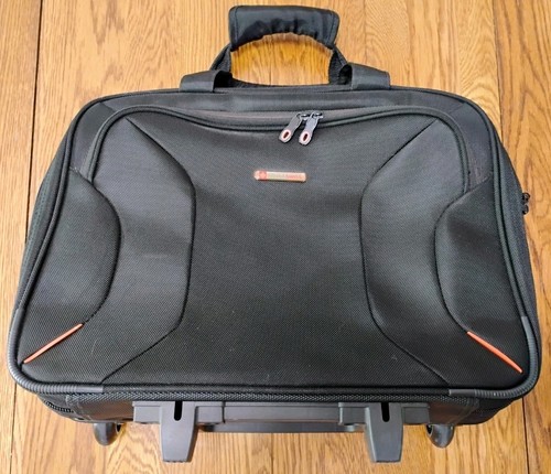 Alpine Swiss Black 18" Nylon Rolling Business Case with Retractable Handle.