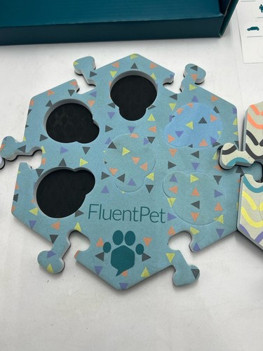 Fluent Pet Insegna al tuo cane Kit 6 pulsanti sonori registrabili, 3 piastrelle esagonali + adesivi - Foto 3 di 6