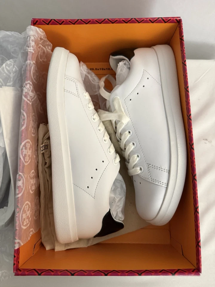 Zapatilla deportiva Tori Burch Howell Court blanca titanio para mujer talla 6 Foto 4 de 4