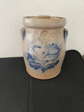 1990 Rowe Pottery Works Floral Cobalt Salt Glaze 7.75” Lidded Crock Canister EVC