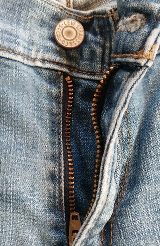 Levis Jeans Denim Blau Damen Größe 11M 30x32 Skinny 524 Too Superlow Kleidung - Bild 4 von 9