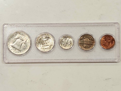 1952-D US Mint Silver Uncirculated BU Set In Case - Picture 2 of 2