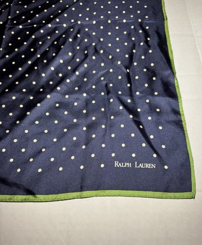 Ralph Lauren Mujer Cuadrado Seda Bufanda Lunares - 21”x 21” Logo Azul Marino - Imagen 2 de 5