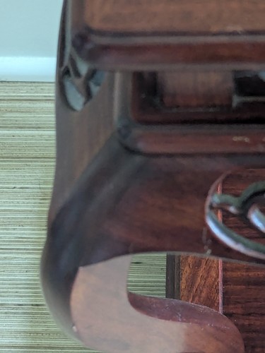 Soporte de mesa de exhibición chino vintage de palo de rosa de 18" - motivo de murciélagos y melocotón tallados - Imagen 9 de 11