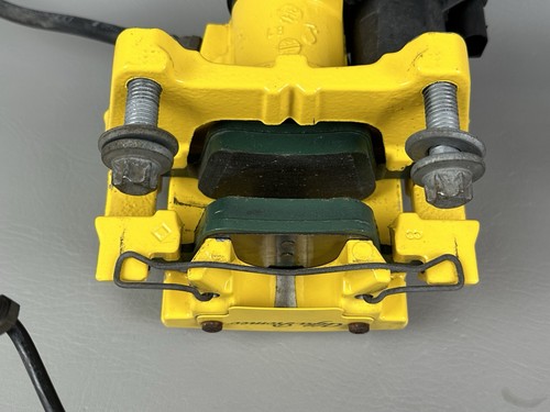 2018–2022 ALFA ROMEO STELVIO FRONT + REAR YELLOW BRAKE CALIPER SET OEM - Picture 9 of 20