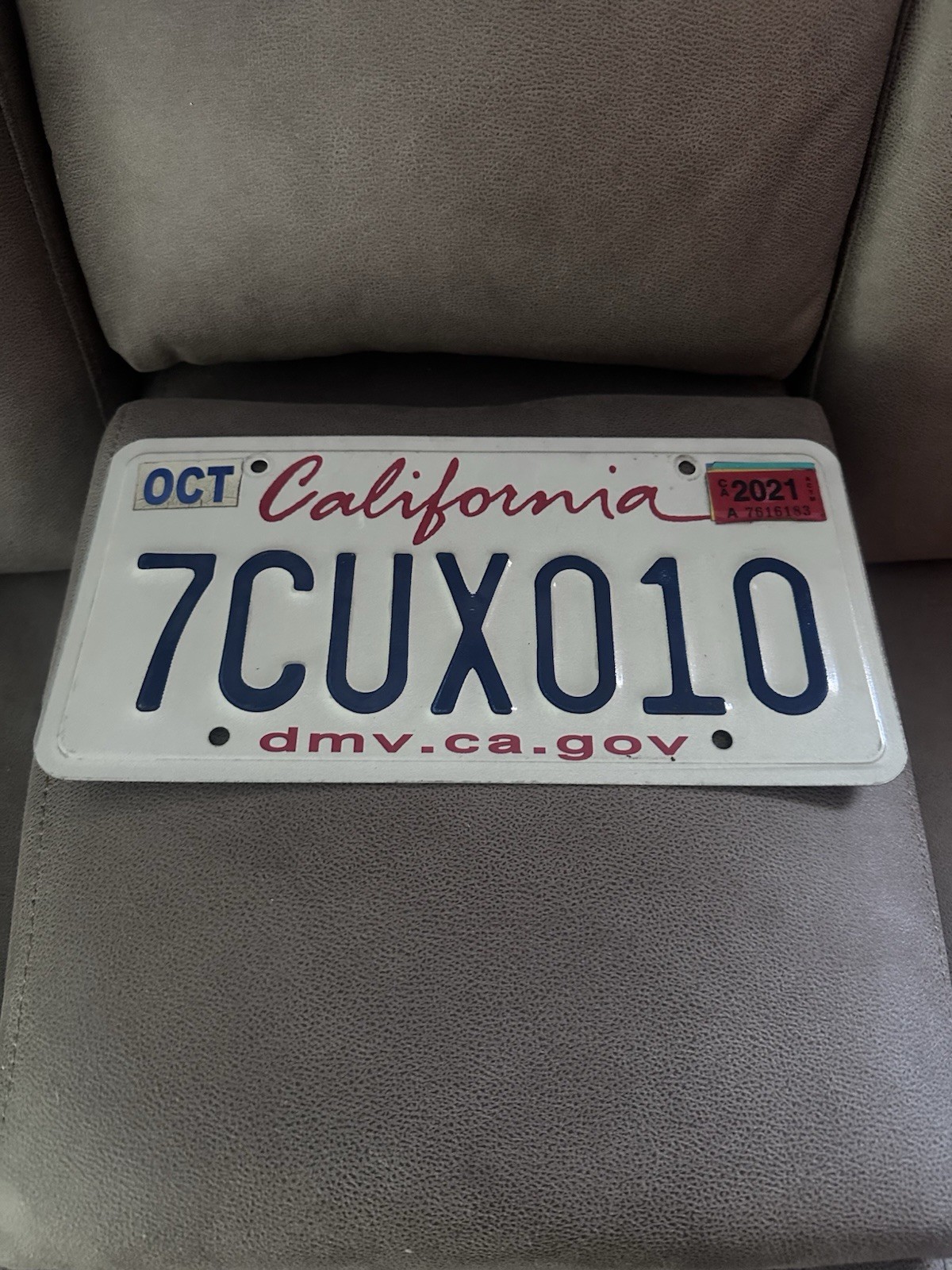 Picture 1 of 2