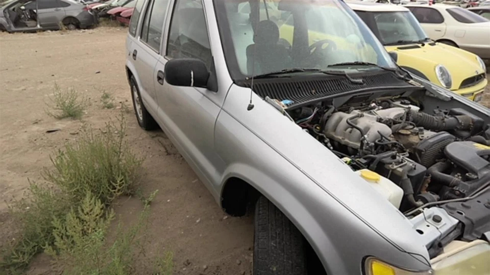 Compresor de aire acondicionado usado se adapta a: Kia Sportage 1997 grado A Foto 4 de 4