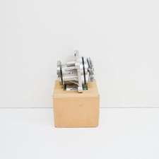 LAND ROVER RANGE ROVER III L322 Water Pump LR022688 New Genuine