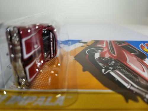 Hot Wheels Error '61 Impala Red w/Windshield Banner 2012 New Model New on Card - Picture 9 of 10