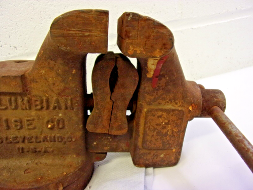 Vintage Antique Columbian Pipe Workers Bench Vise - Picture 4 of 7