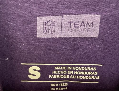 Baltimore Ravens Lamar Jackson Purple T-Shirt Men's Size Small - NWT - Picture 4 of 6
