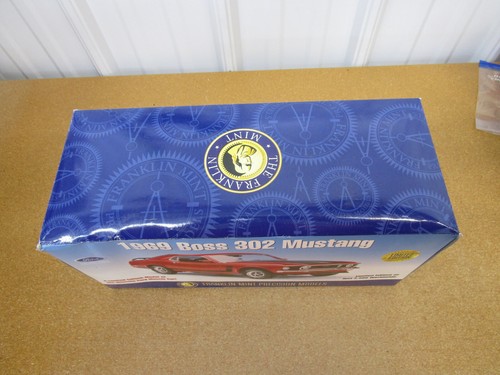 1969 Ford Mustang Boss 302 FRANKLIN MINT 1/24 diecast car box blue papers #1603 - Picture 11 of 16