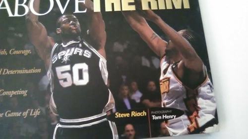 Above The Rim; By Steve Riach Photography-Tom Henry. Basketball Greats - Bild 10 von 12