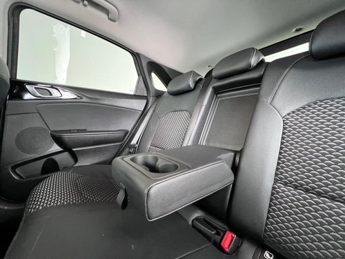 2023 Kia Ceed 1.5 T-GDi 3 Euro 6 (s/s) 5dr Hatchback Petrol Manual - Picture 20 of 24
