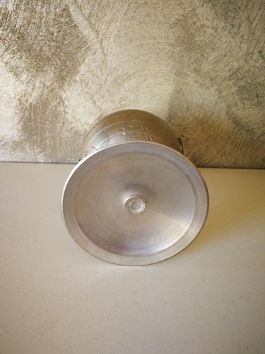 Metal Globe Ashtray - Picture 7 of 7