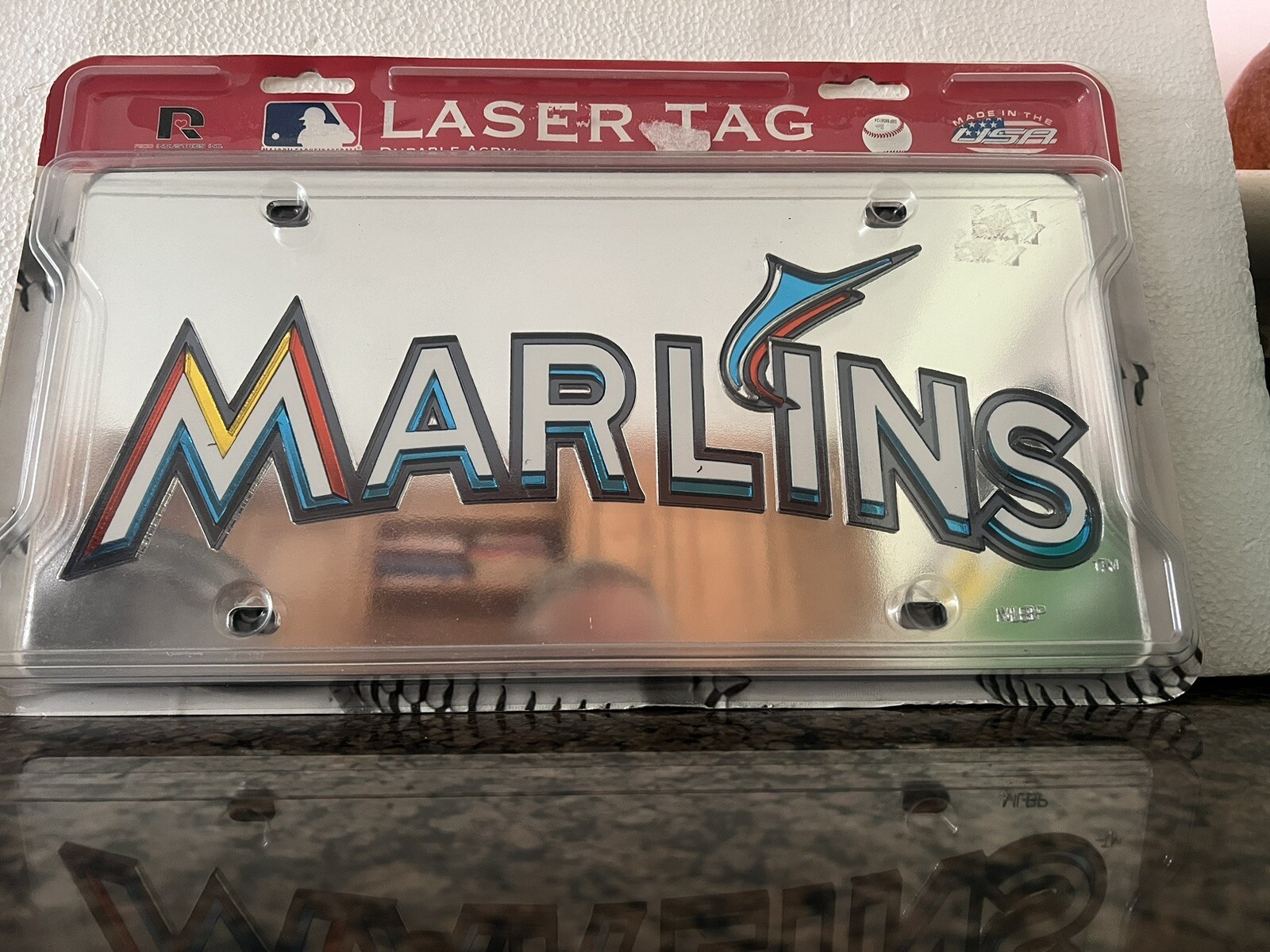 Picture 1 of 1