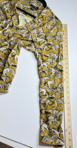 Karen Kane Horse Print Top Gr. M Gold V-Ausschnitt All Over Grafik Reitsport Western - Bild 9 von 12