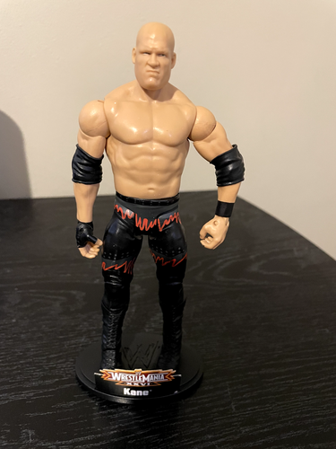 FIGURA DE ACCIÓN WWE WRESTLEMANIA 26 KANE 2010 EXCLUSIVA - Imagen 2 de 6
