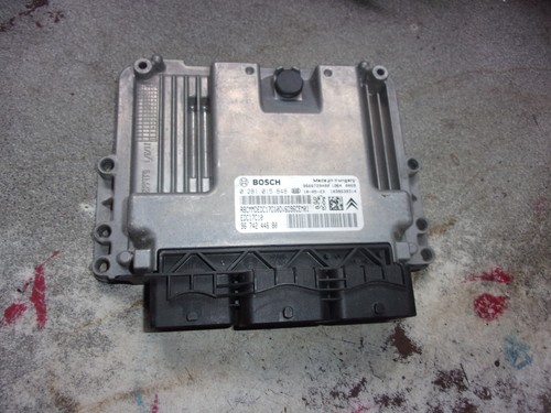 PEUGEOT 207 1.6 EDC17C10 ECU 0281015848 9674244680 0 281 015 848 96 742 446 80