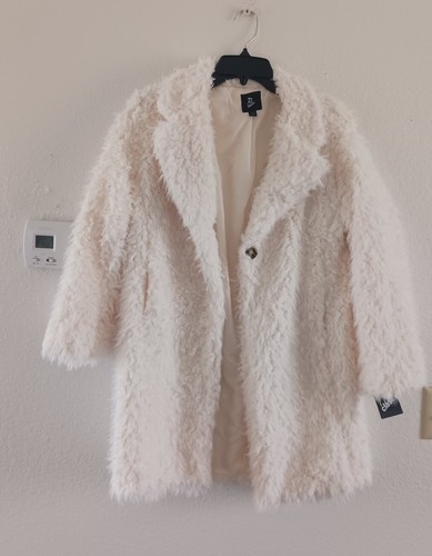 Girls Faux Fur Coat In Ivory - Picture 3 of 4