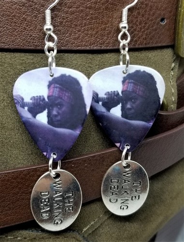 Michonne of The Walking Dead Guitar Picks with TWD Tags - Picture 2 of 3