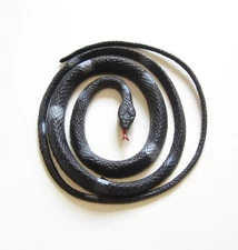 1 NEW BLACK COILED RAIN FOREST RUBBER SNAKE TOY REPTILE FAKE JUNGLE SNAKE 36"