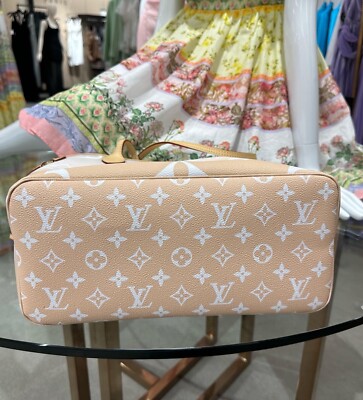 大人気♪ 2017AW LV★グレースフル MM モノグラム・キャンバス 大人気♪ 2017AW LV☆グレースフル MM モノグラム・キャンバス
