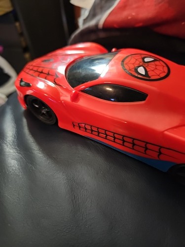 Spiderman RC Race car 8+ High speed 32ft Distance Marvel- Car Only - Picture 10 of 14