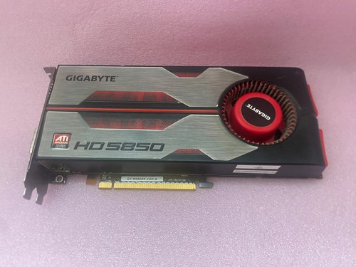 Gigabyte ATI Radeon HD 5850 1GB GDDR5 PCIe Video Graphics Card GV-R585D5-1GD-B - Afbeelding 1 van 8