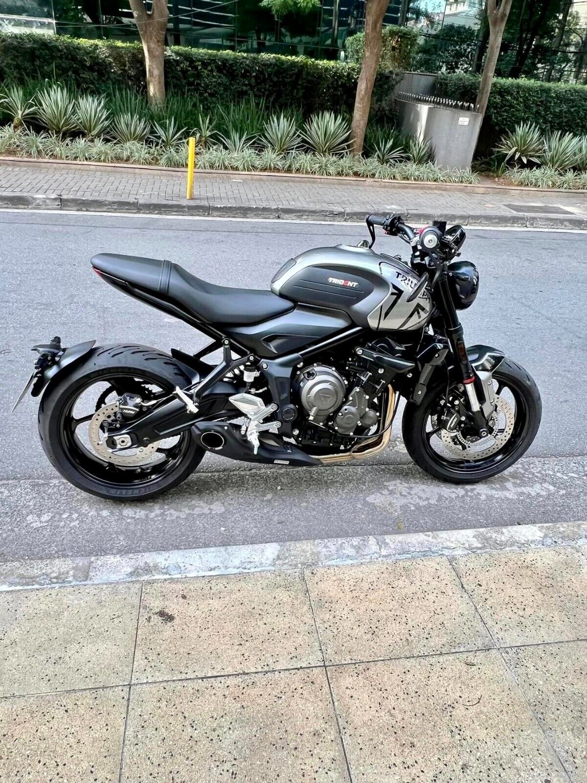 Foto 20 di 23