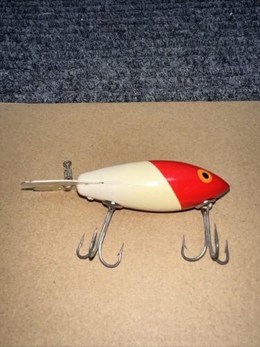 Vintage Bomber Red and White Fishing Lure Wood Body with Metal Tail - Picture 5 of 5