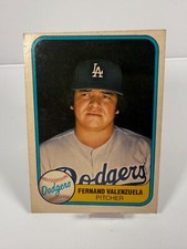 1981 Fleer - Fernando Valenzuela #140 ERROR - Name Misspelled as Fernand (RC)