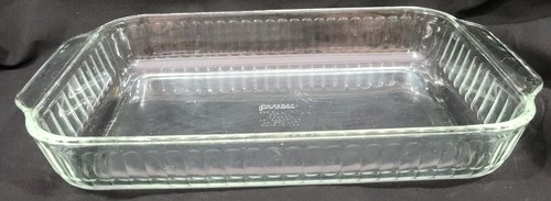 PYREX PORTABLES 13x9 casserole baking dish #233-S w/lid & insulated carrying bag - Picture 8 of 12