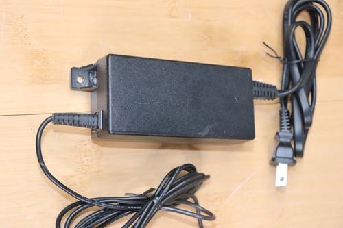 Direct TV Connected Home DCAU1R0-01 mit Netzteil EPS10r1-15 12V 18W - Bild 3 von 9