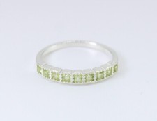 Natural Peridot Gemstone 925 Sterling Silver Eternity Women Wedding Band Ring