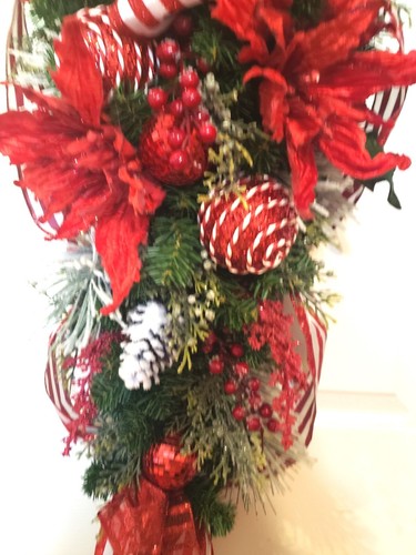 Red and white Christmas swag, front door wreath, front door decor, holiday swag - Picture 5 of 7