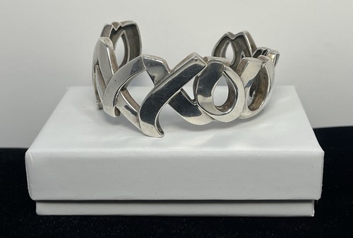 Tiffany & Co Sterling Silver Paloma Picasso XO Hugs & Kisses Cuff Bracelet