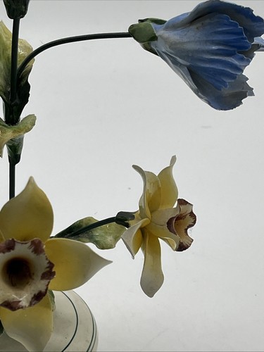 Vtg Lorenzon Italy Hibiscus Daffodil Porcelain Flowers Figurine 12”T READ - Picture 5 of 10