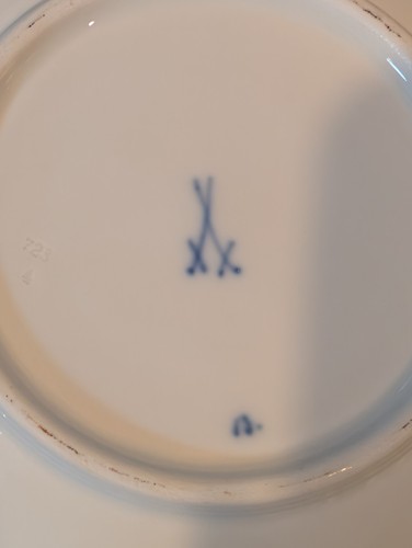 Meissen Green Ivy Cup & Saucer Sets (4) – 6 oz – 19th Century – First Quality - Picture 7 of 10