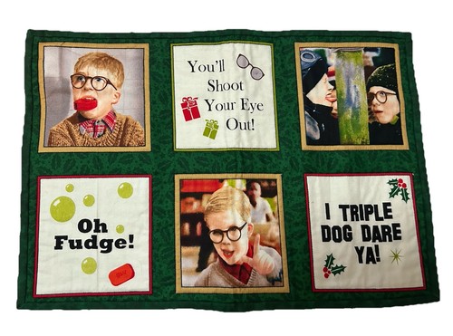 A Christmas Story Set Of 2 Ralphie Reversible Placemats 12” X 17” & Pot Holder - Picture 1 of 11