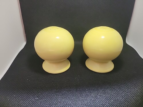 Fiesta Fiestaware Salz- und Pfefferstreuer gelb unbenutzt Homer Laughlin hergestellt in den USA