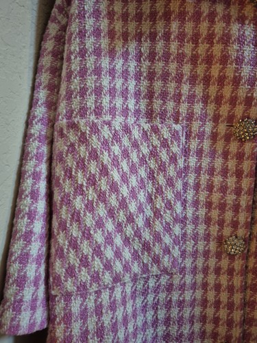 CECE TWEED ROSA/ELFENBEIN KASTIG GESCHNITTEN 3/4 ARM JACKE/ Schmuckknöpfe/ Größe L Neu mit Etikett - Bild 5 von 13