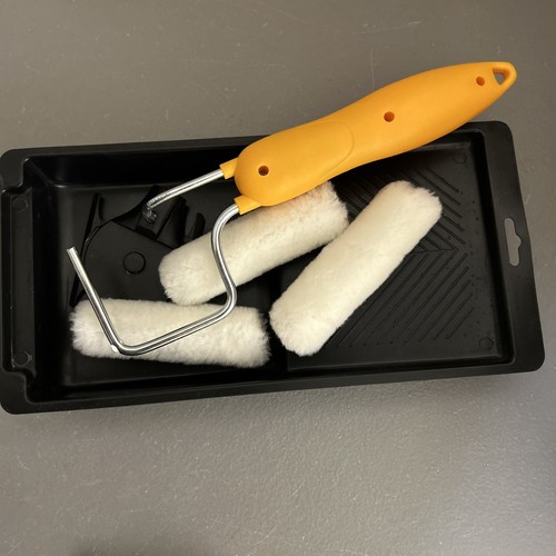 EdgeMaster Self-Guided Paint Edging Edger Tool Paints Razor Sharp Edges-3 Rolls - Picture 2 of 9